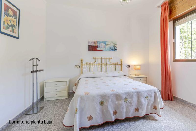 Foto a730552d-58b4-4218-8d69-e7b29aee7c17. Chalet in avenida del mar 40 in Guájares (Los)