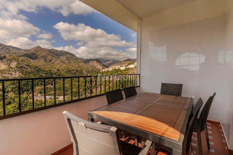 Foto d699e643-b243-43f4-96ca-a7f8a9e555b7. Chalet in avenida del mar 40 in Guájares (Los)