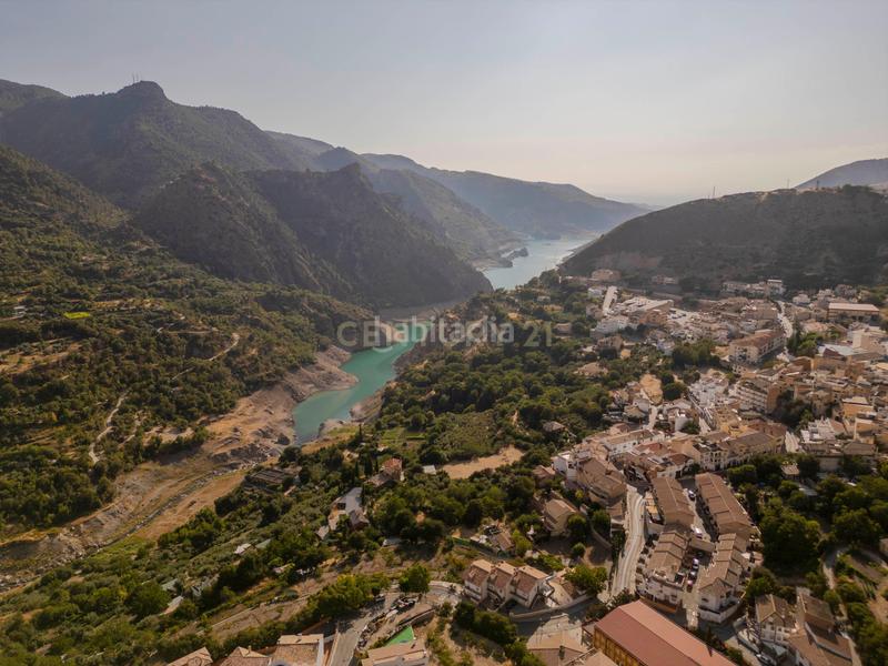 Foto 2ec6dde5-626d-487f-94eb-7167b50b735c. Casa a carretera de maitena a Güéjar Sierra