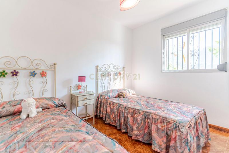 Foto 6063600d-e5bb-44b0-854a-07a9254da05f. Casa a carretera de maitena a Güéjar Sierra