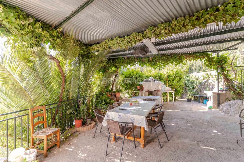 Foto a3bf79c5-e092-4ec8-b731-8a000bd4382e. Casa a carretera de maitena a Güéjar Sierra