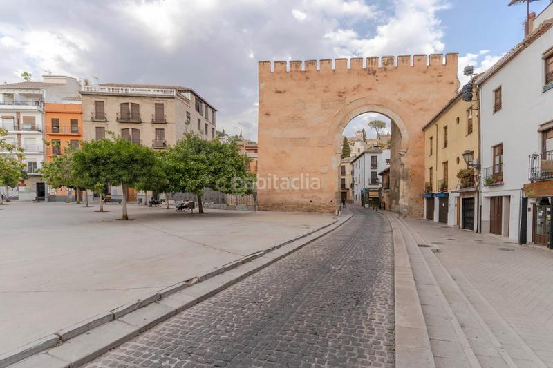 Foto f2670670-e32e-4909-98a8-35d625beacd5. Duplex in calle loarte in Centro - Sagrario Granada