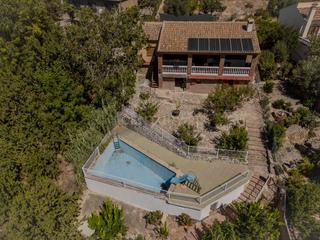 Maison  C. viñuela, 15, 18160 güejar sierra, granada, spain. Acogedora finca en géjar sierra, granada con piscina y jardín