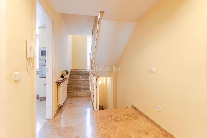 Foto 4acf5630-0a0b-4b8a-8e66-510f21a46d8f. Semi detached house in calle manuel patarroyo in San Miguel Armilla