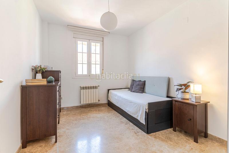 Foto 7fd8fb64-0bdc-466f-976e-d9d8b0d01ecb. Semi detached house in calle manuel patarroyo in San Miguel Armilla