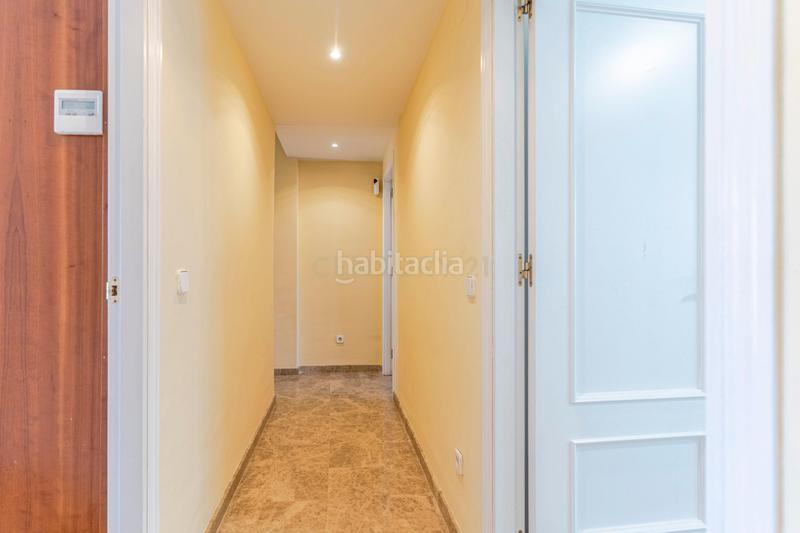 Foto b08d94e0-d51d-4792-add1-85e7b386754a. Semi detached house in calle manuel patarroyo in San Miguel Armilla