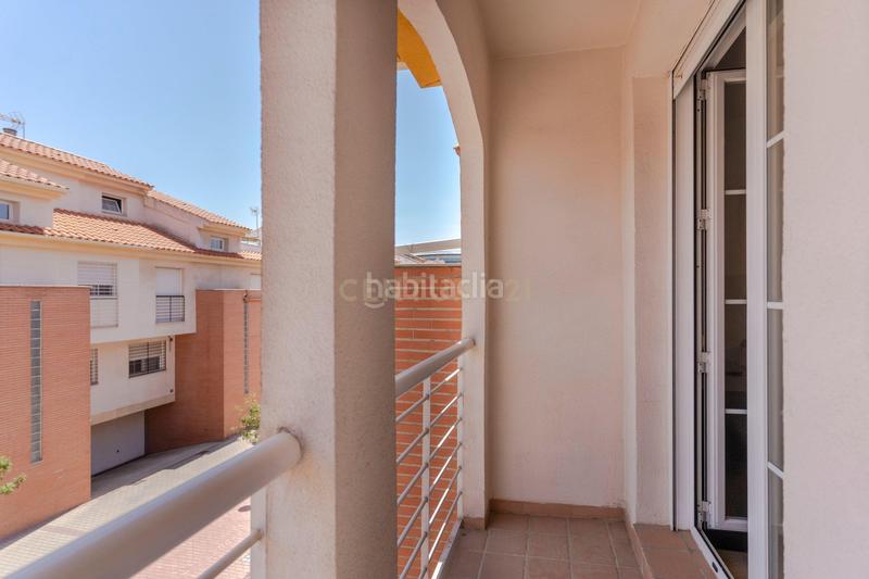 Foto cc73a006-0e3f-4d61-bf81-e8dbc09c4bce. Semi detached house in calle manuel patarroyo in San Miguel Armilla