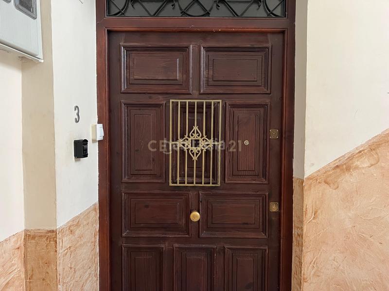 Foto 025de645-df5b-4bc7-b6c1-32e467a42a21. Location appartement dans calle buensuceso dans Centro - Sagrario Granada