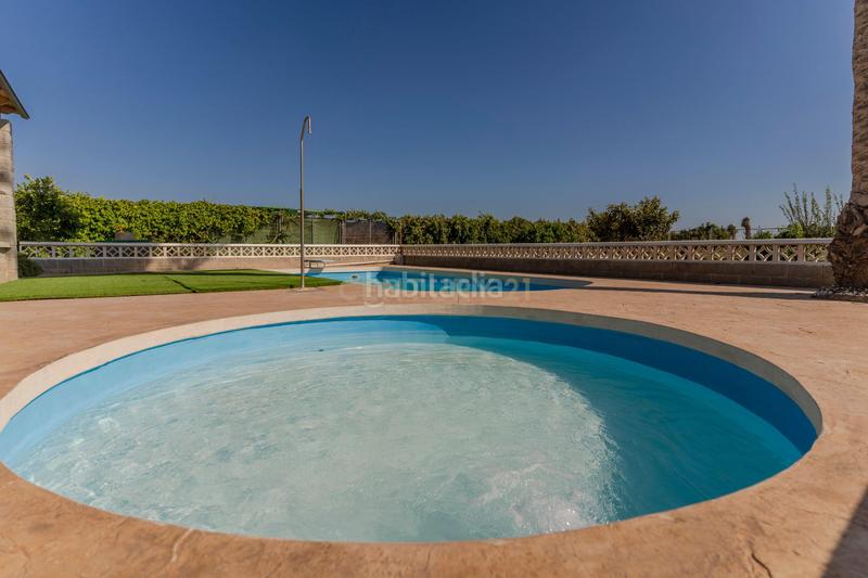 Foto c747ada1-dc7c-4afb-99b8-7c3bb7d93cfd. Casa in rambla de las brujas in Motril ciudad Motril