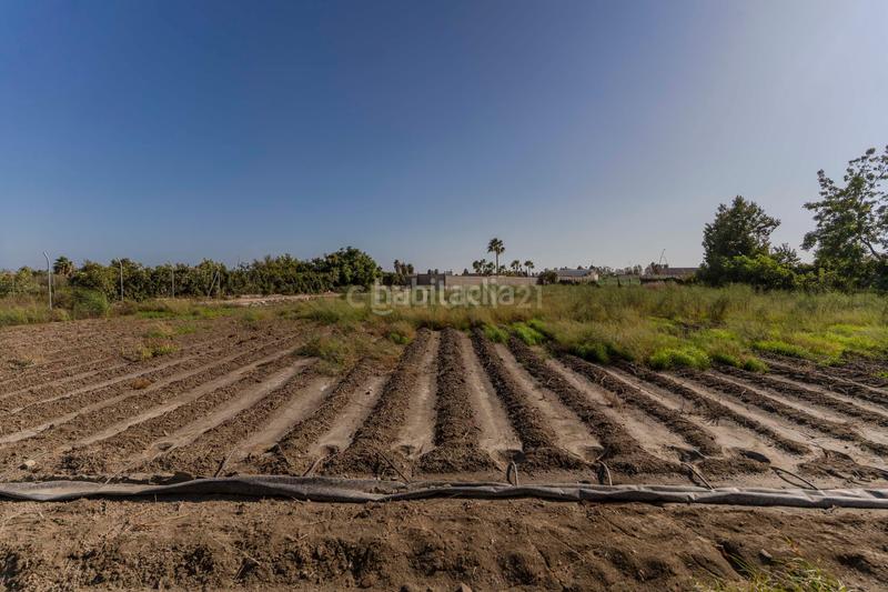 Foto ce248437-c7e5-4a36-82dc-26dc6cb44f03. Casa in rambla de las brujas in Motril ciudad Motril