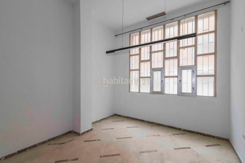Foto a00cb7a7-7ee2-4d9c-b602-8e9b288f332e. Locale commerciale in calle alhamar 35 in Fígares Granada