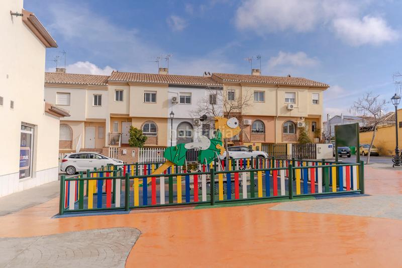 Foto 62dc30e7-21a0-4d39-95b8-ee81501b644c. Locale commerciale in calle dr. severo ochoa 23 in Ogíjares