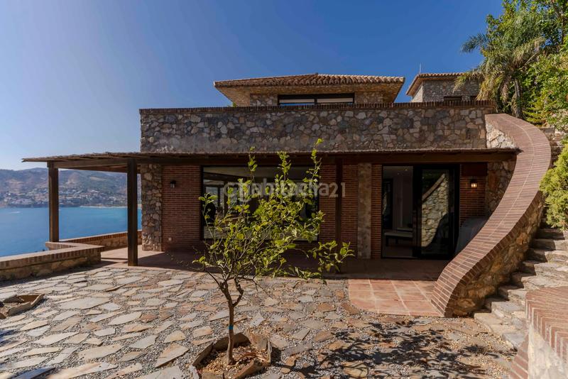 Foto a57aa6f8-35e1-4777-9349-daa496a51f5d. Maison dans camino de la ermita dans Punta La Mona Almuñécar