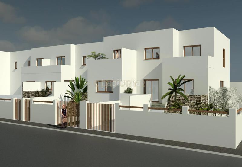 Foto d85b7531-22e0-4b06-bfe6-79d01fb1acc2. Casa adossada a c. iris de carchuna 3 a Calahonda - Carchuna Motril