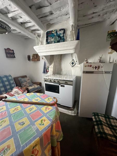 Foto b687cf29-9ec7-440b-b3c2-a1f75f306bfa. Casa a c. cuatro esquinas 4 a Pórtugos