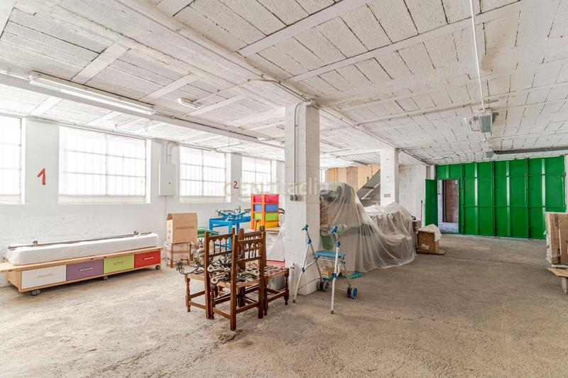 Foto 495ca3f5-f75b-4788-bfb1-28fa94527bdc. Parking voiture dans benigno vaquero 2 dans Pinos Puente