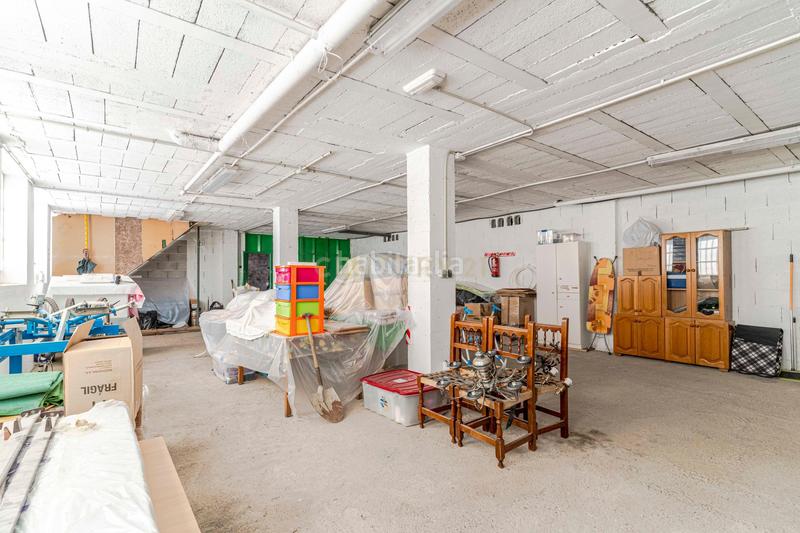 Foto 747b58dd-fa0c-468a-b203-243fb1e63db9. Parking voiture dans benigno vaquero 2 dans Pinos Puente