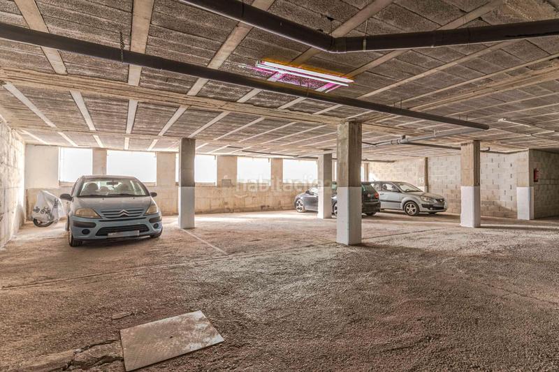 Foto 8b9db896-113e-486d-b0b8-7d6b679f2f88. Parking voiture dans benigno vaquero 2 dans Pinos Puente