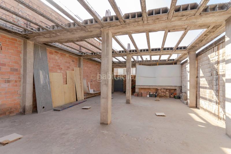 Foto d157d09e-5e35-4ca4-b25d-1ea195ef337a. Parking voiture dans benigno vaquero 2 dans Pinos Puente