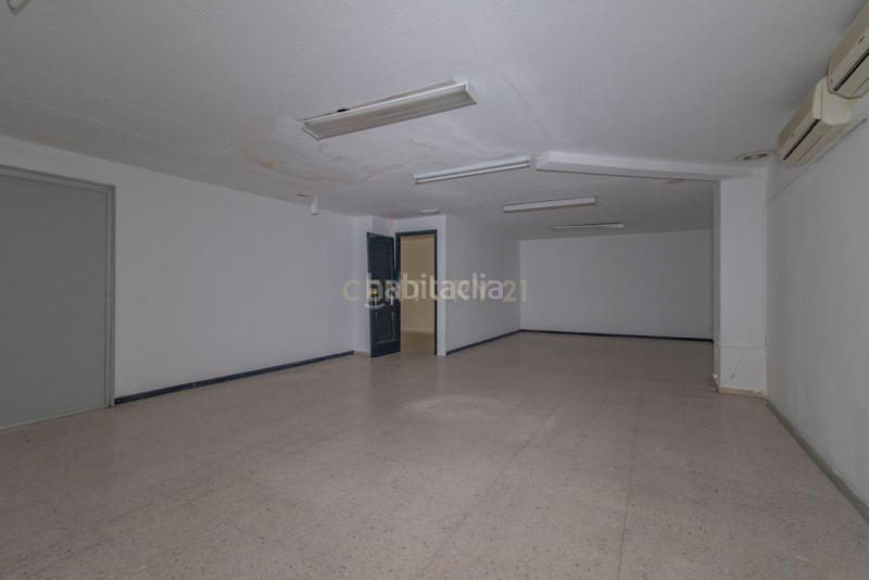 Foto 3f38ceea-783e-49ca-9d5e-0fb4a70df45a. Local comercial a alhamar 33 a Fígares Granada