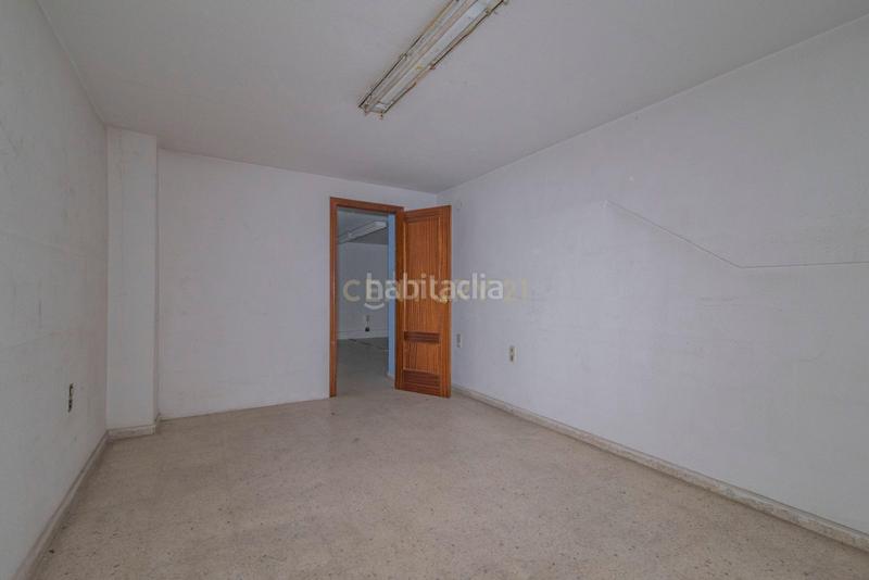 Foto d14cdf82-935a-4f14-a03a-4a82b05fc2aa. Local comercial a alhamar 33 a Fígares Granada