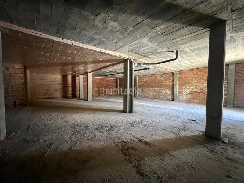 Foto b1c3ba1c-3141-44fd-9f51-6ae7d41ed4cd. Lloguer local comercial a c. hermigua 15 a Av. F. Garcia Lorca - Nueva Estación Autobuses Granada