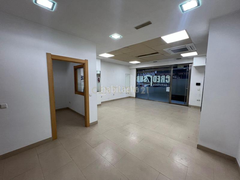 Foto 0e906782-c151-42fa-840d-44f16cc21db4. Locale commerciale in virgen de la consolacion 4 in Granada