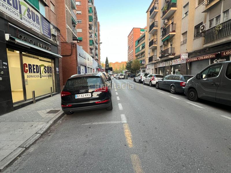 Foto acb161a3-a215-42eb-8236-1ef11f00c5e4. Locale commerciale in virgen de la consolacion 4 in Granada