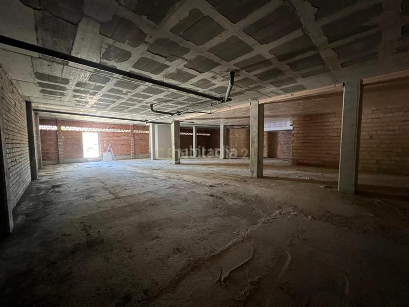 Foto 413b6903-0633-46ea-9314-a9a37957d97a. Alquiler local comercial en c. hermigua 15 magnífico local zona más expansión en Granada