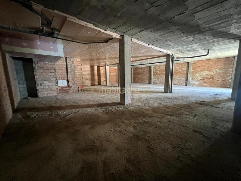 Foto a759d21b-46e3-4b09-90f3-b186a1d2117f. Lloguer local comercial a c. hermigua 15 a Av. F. Garcia Lorca - Nueva Estación Autobuses Granada