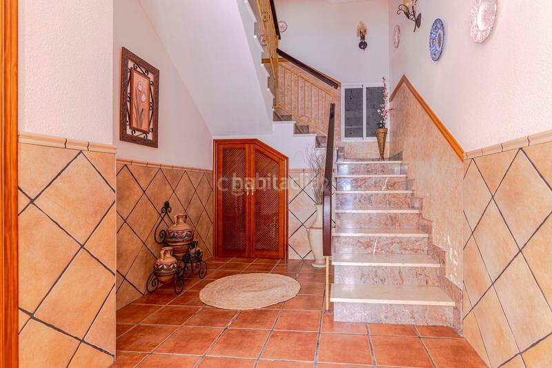 Foto 183bcc62-bf57-4fa1-8a99-cb5654dad30e. Casa in carretera de la playa in Centro Salobreña