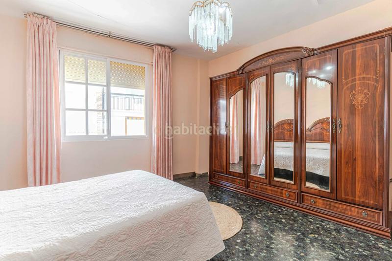 Foto 5e255d12-f34f-4664-898e-e85b18acd75a. Casa in carretera de la playa in Centro Salobreña