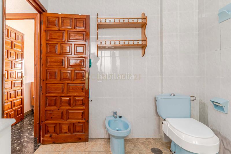 Foto 9b3ab503-7ae7-4f5d-8501-8b2e5042c633. Casa in carretera de la playa in Centro Salobreña