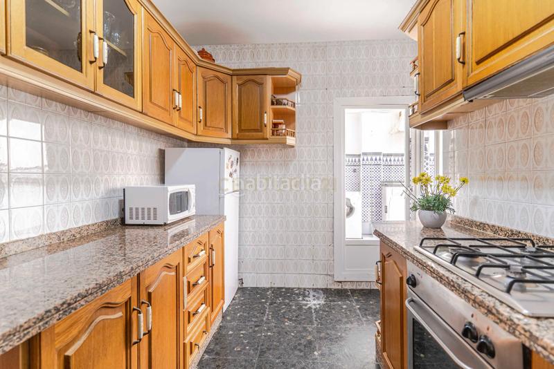 Foto ab39f215-0a40-4c50-b3e7-e7c897e435d4. Casa in carretera de la playa in Centro Salobreña