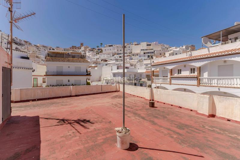 Foto c46cdfef-5a0f-43e0-84e7-8aee79dfd8d2. Casa in carretera de la playa in Centro Salobreña