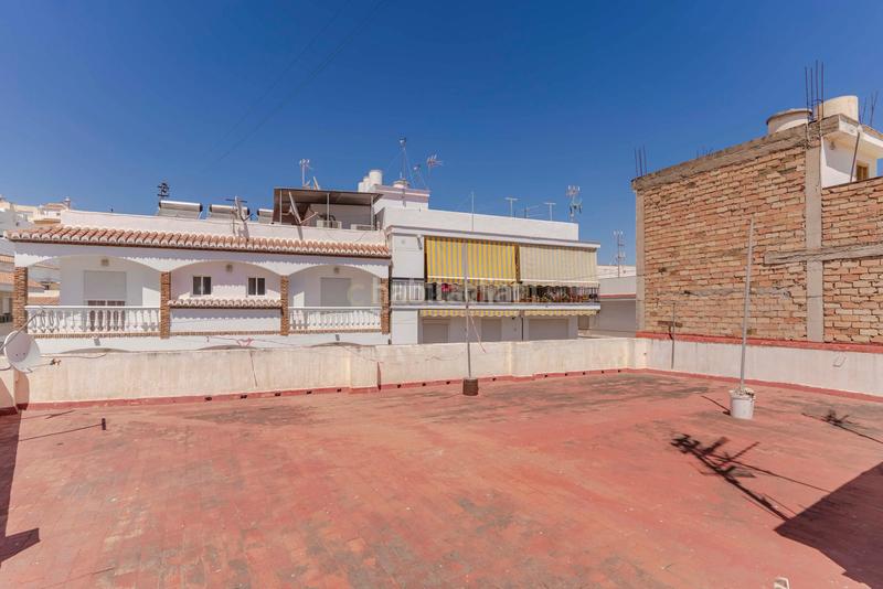 Foto df0d7d2d-d3b4-4f0d-91c0-2d68a2ac8cab. Casa in carretera de la playa in Centro Salobreña