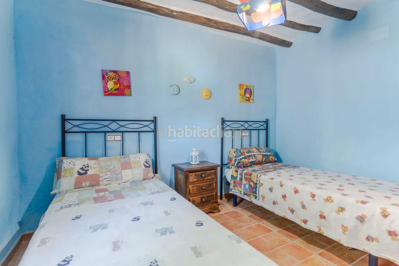 Foto 8de27ad0-6947-4e8a-949c-773e7576cf70. Casa en c. estrella casa rural con terreno en cerro cauro en Colomera