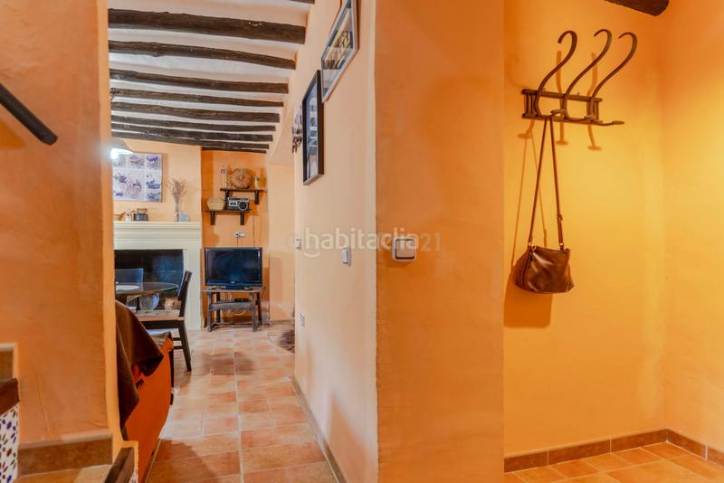 Foto fd510252-46dd-4102-90b4-9f42f8fd843f. Casa en c. estrella casa rural con terreno en cerro cauro en Colomera