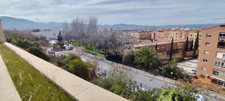 Lloguer Pis  Calle cerro de los machos, granada, spain 16. Magnifico piso en alquiler sin muebles en bola de oro