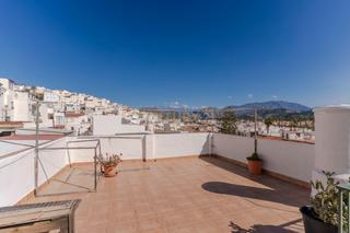 Haus  Calle fuente-h, salobreña, spain. Tu nuevo hogar en el corazón de salobreña te está esperando