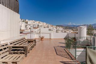 Casa  Calle fuente-h, salobreña, spain. Tu nuevo hogar en el corazón de salobreña te está esperando