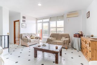 Casa adossada a Plaza de la Constitucion, 9, Cherín, Spain 9