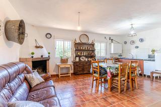 Finca rústica  Xcw6+2x cozvijar, spain. Finca en cozvijar, granada