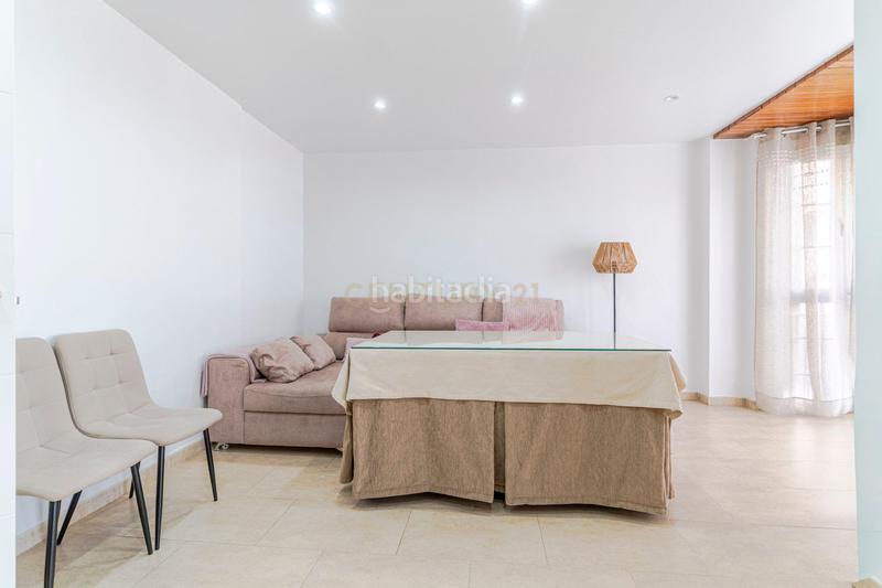 Foto 43ae8d9d-a3e0-447f-be52-664473f8f8c6. Pis a calle doctor burgos canals a Albolote