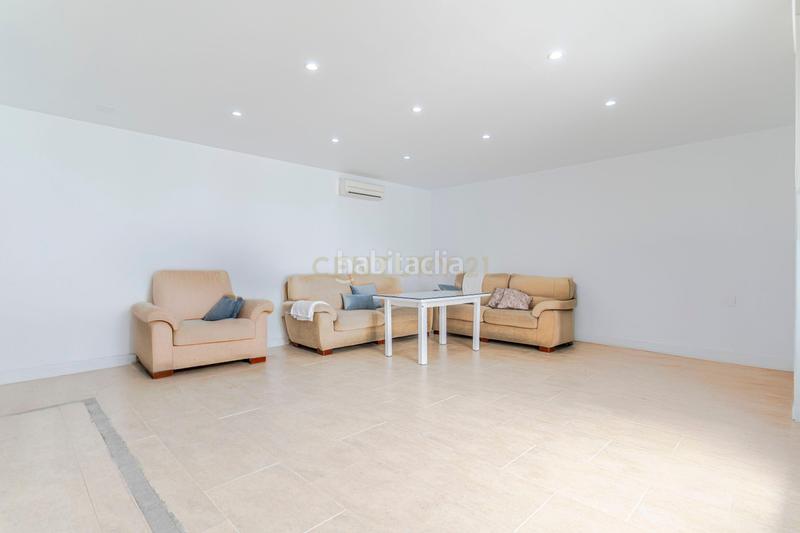 Foto a99cc9db-3b33-4399-9245-5b2304b3a23f. Pis a calle doctor burgos canals a Albolote