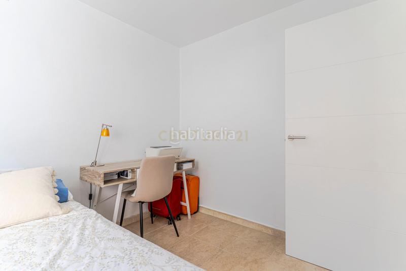 Foto cf837c73-0f21-4681-9dbb-8a148e4d108c. Pis a calle doctor burgos canals a Albolote