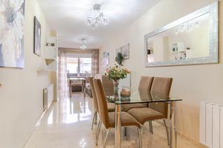 Pis  Calle huertos, 31, pinos puente, spain 31. Amplio piso con garaje y trastero incluidos en el precio, en pin