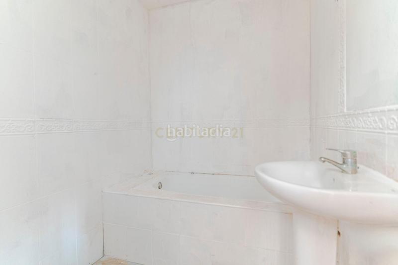 Foto 62865ecd-b1fe-46c6-b720-d7ec5e55cc2c. Casa in calle juan camacho a in La Caleta - La Guardia Salobreña