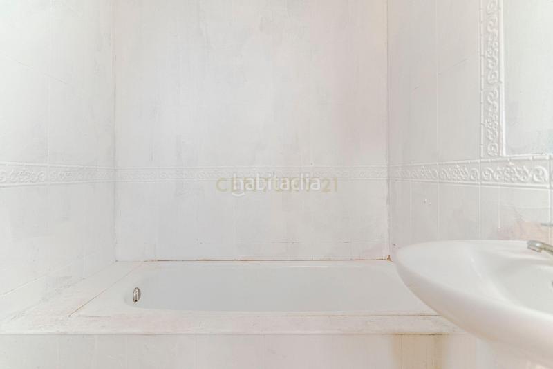 Foto 7f1b0b12-241c-46f8-b367-15d9bae16364. Casa in calle juan camacho a in La Caleta - La Guardia Salobreña