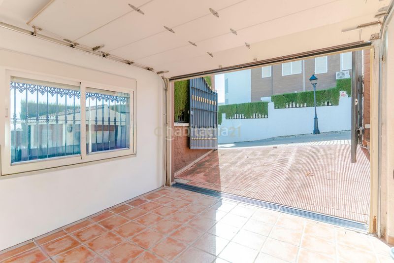 Foto f16520ab-4ede-4f7a-9ff7-627e9827c284. Casa a c. castaño a Albolote